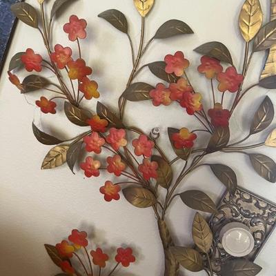 METAL WALL HANGING