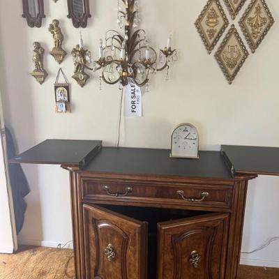 OPEN PICTURE OF SIDEBOARD