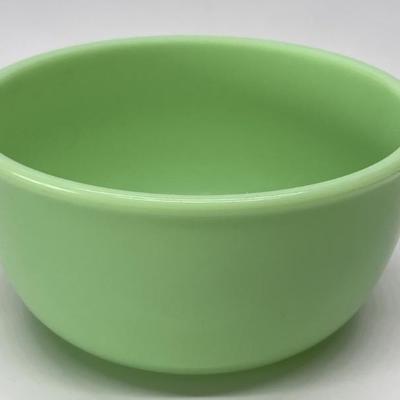 Vtg Jadeite Glass Mixing Bowl