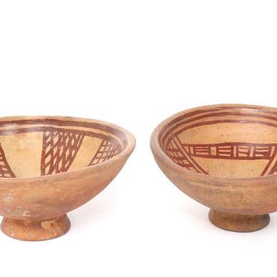 Fine Matched Pair Narino Polychrome Bowls