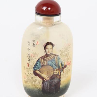 Chinese Reverse Printed Snuff Bottle