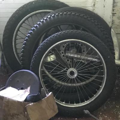 Loads of vintage motorcycle parts $