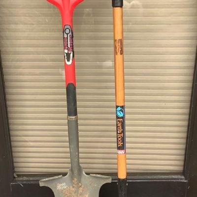DILA342 Root Slayer & Earth Tool Shovels	The Root Slayer is a 44
