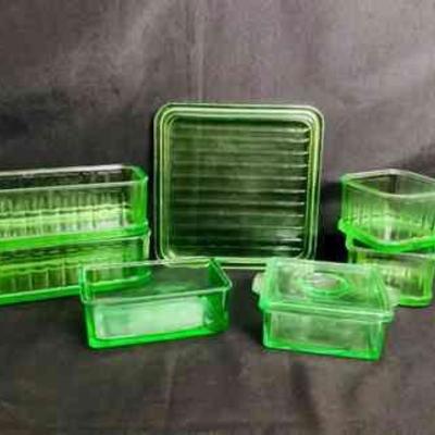 DILA202 Uranium Refrigerator Dishes	7pc Uranium glass dishes.
