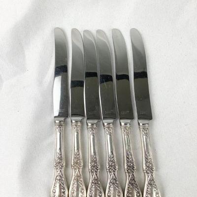 FLRO333 Sterling Dinner Knives - Six	Lot includes six dinner knives.
