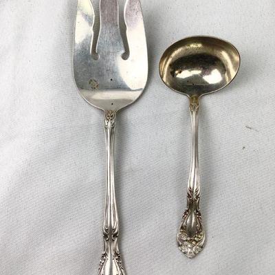 FLRO325 Vintage Alvin Chateau Rose Sterling Serving Pieces	Lot includes: 1 Serving Fork and 1 Gravy Ladel.
