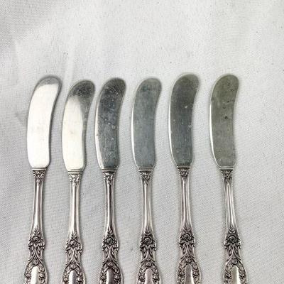FLRO334 Sterling Butter Knives - Six	Lot includes six butter knives.
