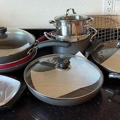 KKV133- Various Cooking Pots And Pans