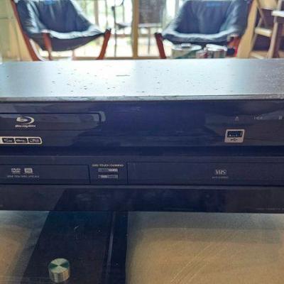 KKV189-Samsung Blu-ray, SONY DVD/VHS w/remotes