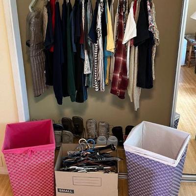 KKV031 Women’s Clothing, Men’s Shoes, Hangers & More!