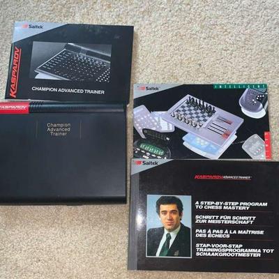 KKV056 Kasparov Champion Advanced Chess Trainer with Manuals