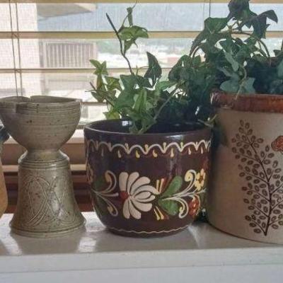 KKV166- Assorted Ceramic Planter Pots
