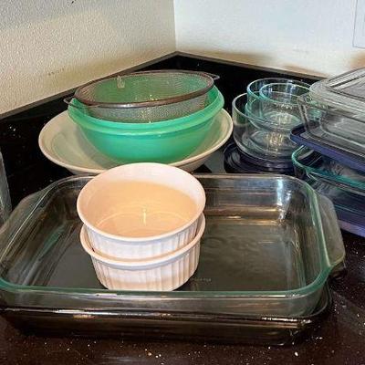 KKV068- Serving Bowls, Cookie Jar & Asstd Pyrex Dishes & Bowls