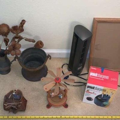 KKV149 Miscellaneous Desk Appliances and Decor