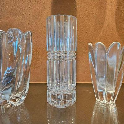 KKV105-Trio Of Stunningly Beautiful Vases