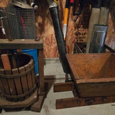 Estate sale photo
