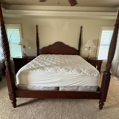 Ethan Allen 4 Post King Bed 