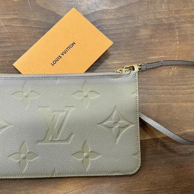 Louis Vuitton Clutch