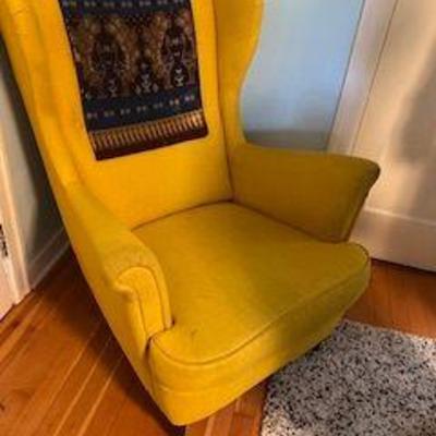 Accent chair