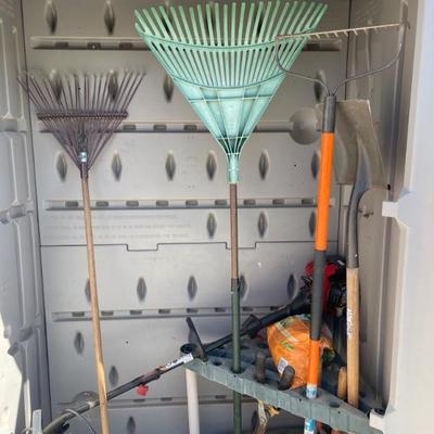Yard tools 