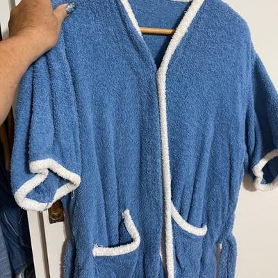 Cool retro coverup 