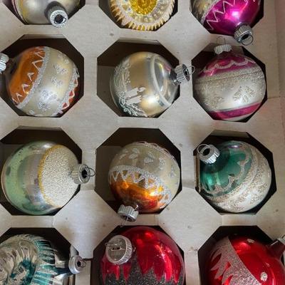 Ornaments vintage  