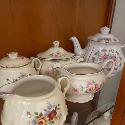 Dishware 