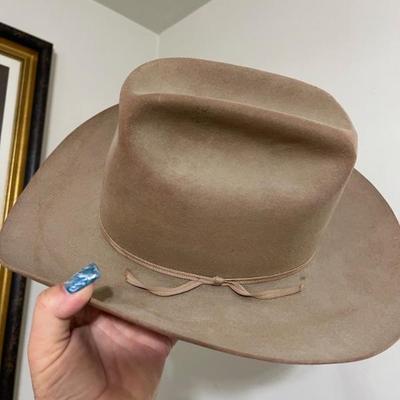 Western hats 