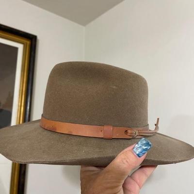 Western hats 
