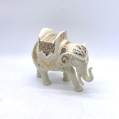 Lenox China Jewels  Nativity Collection elephant
