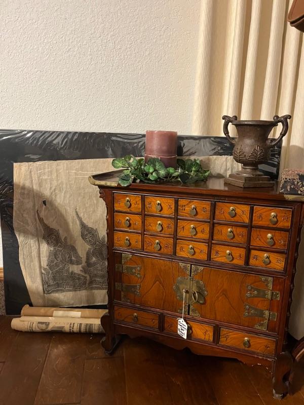 Busy Bee Huge, Fabulous Estate Sale