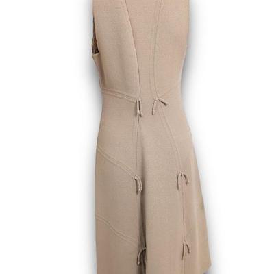 #40 • Chado by Ralph Rucci Beige 100% Wool Dress - Size 8
https://www.lux.bid