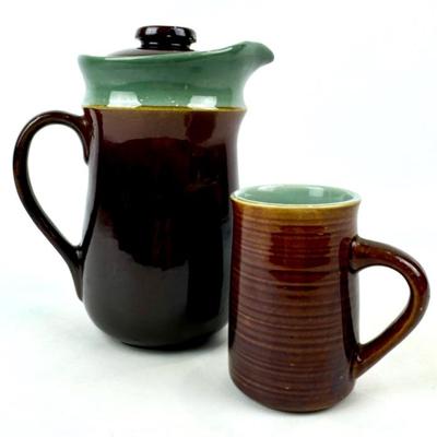 #246 • Red Wing Pottery Coffee Pot & Matching Mug
https://www.lux.bid