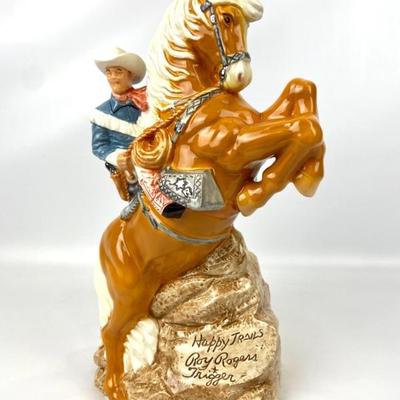 #188 • Happy Trails Roy Rogers & Trigger Horse Ceramic Cookie Jar - Limited Edition # 359
https://www.lux.bid