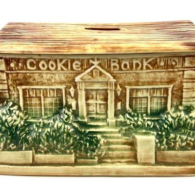 #9 • McCoy Pottery Cookie Bank - Coin Bank & Cookie Jar
https://www.lux.bid