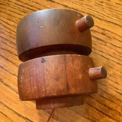 Primitive salt/pepper grinder