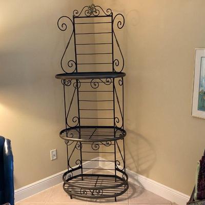 Great shelving