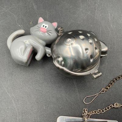 Cat tea ball