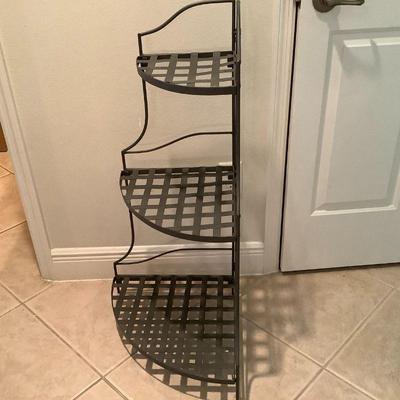 Corner shelf- 2 of these in auction