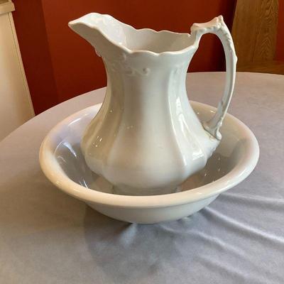 Ironstone pitcher and basin, Meakin