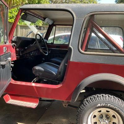 PENDING SALE 1985 CJ7 family owned. Classic 