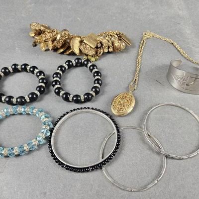 Lot 90 | Sterling Silver, Stephen Deck, and More
