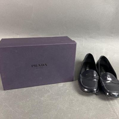 Lot 17 | Prada Leather Loafers
