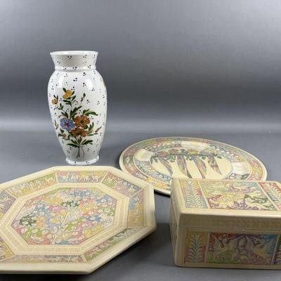 Lot 141 | Vintage Vase Made in Italy & Decorative Wood Set

