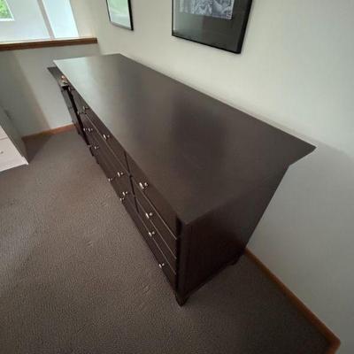 Dark chest of 7 drawers (62 x 19 x 35)