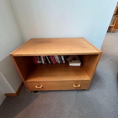 Rolling Wood tv stand (30 x 19.5 x 23)