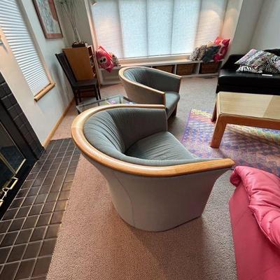 Mcm sitting chairs (32 x 33 x 31)