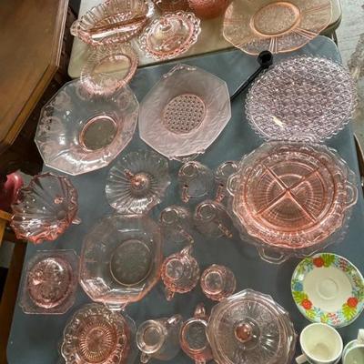 pink dishes 