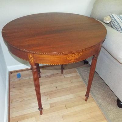ANTIQUE GATELEG MAHOGANY WITH INLAY MARQUETRY DEMILUNE AND ROUND TABLE