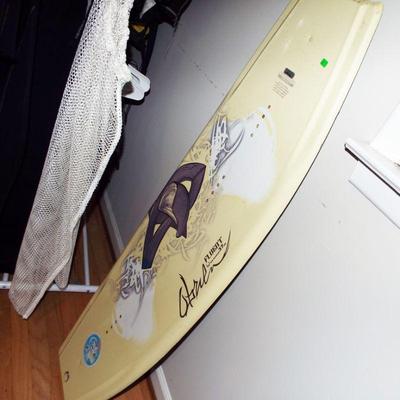 ONEIL FLUENT WAKE BOARD